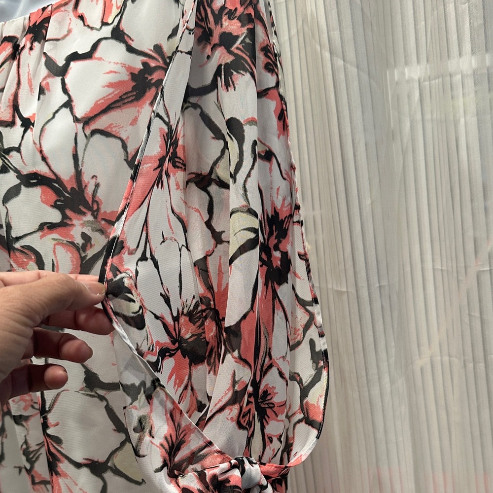 #548 Cleo Floral Print Blouse - Pink and Black - Picture 7 of 10